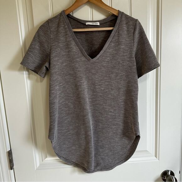 Dear apple women’s T-shirt small‎ gray - Picture 2 of 6